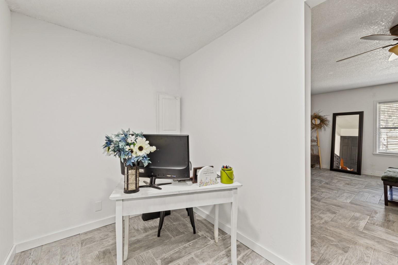 Image 31 of 60 For 12414 Fort King Road