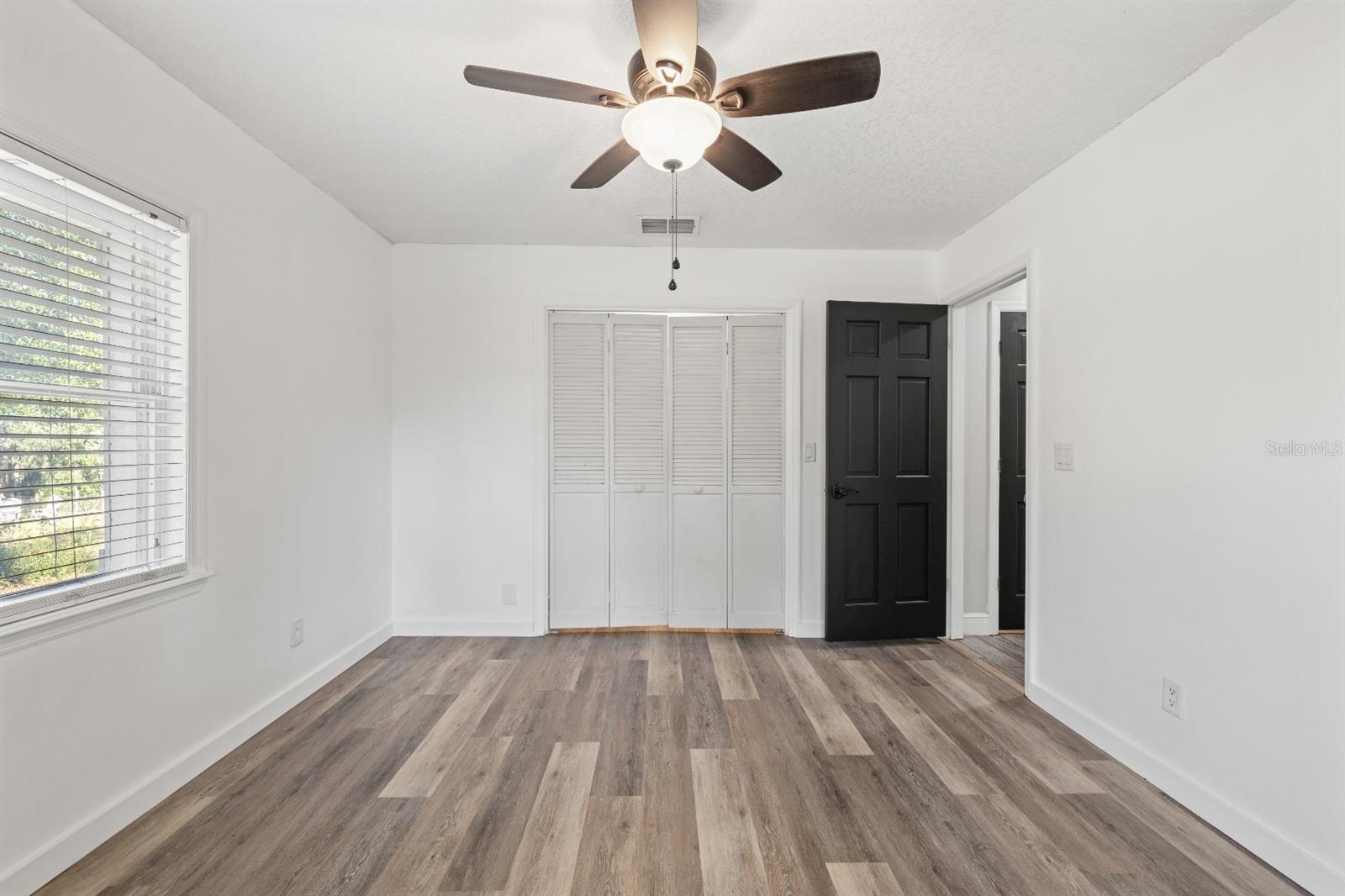 Image 41 of 60 For 12414 Fort King Road