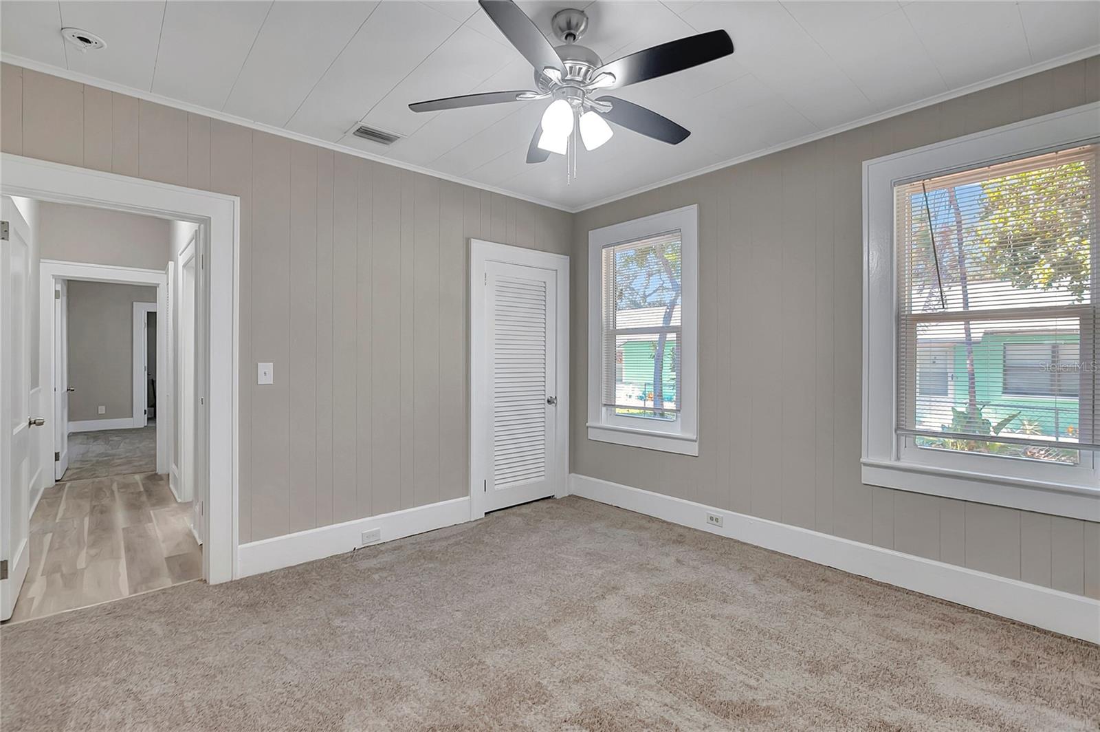 Image 29 of 39 For 703 16th Avenue Nw