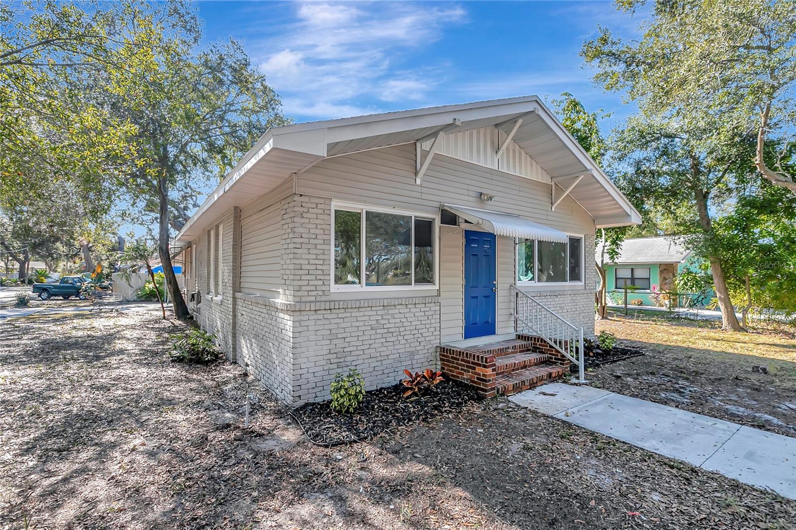 Image 4 of 39 For 703 16th Avenue Nw