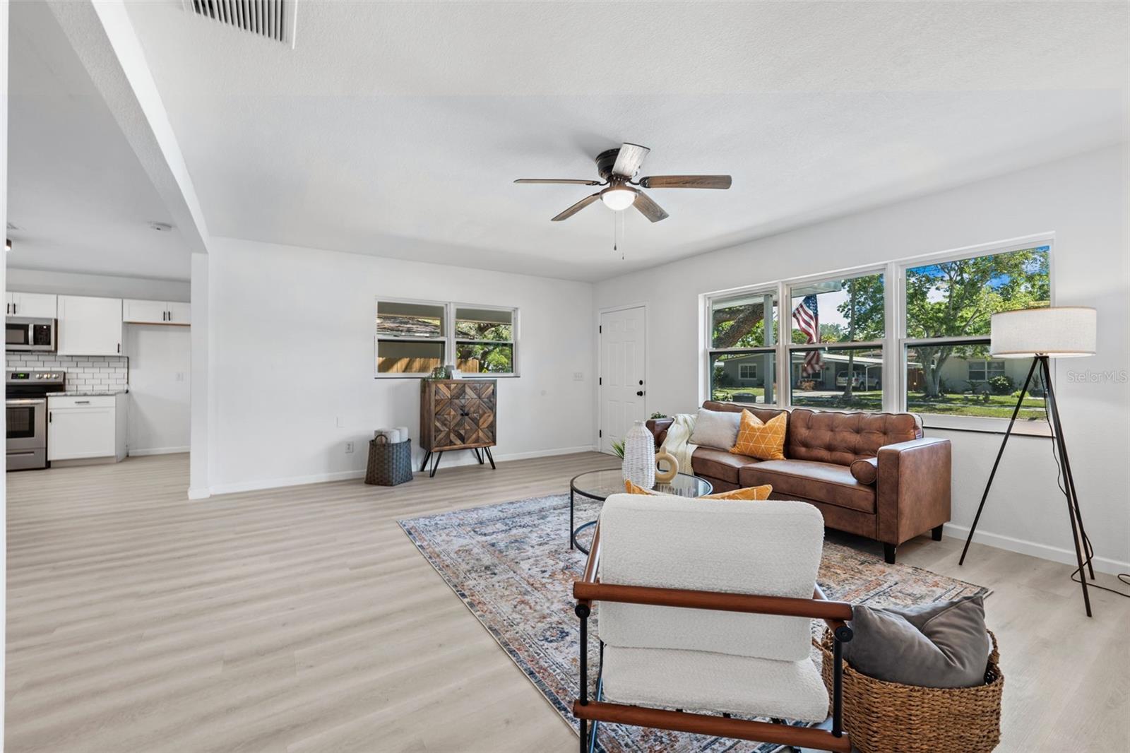 Image 10 of 42 For 1620 San Mateo Drive