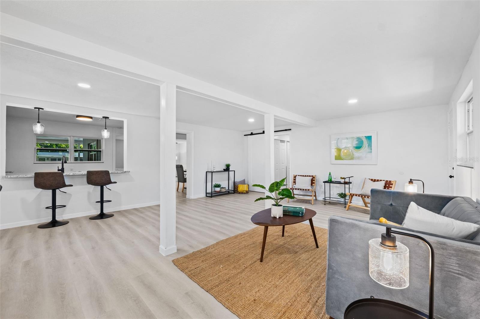 Image 18 of 42 For 1620 San Mateo Drive