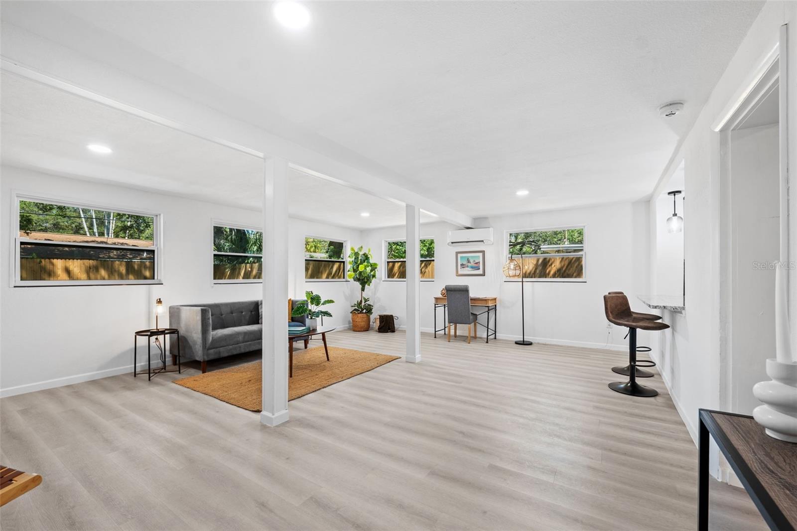 Image 19 of 42 For 1620 San Mateo Drive