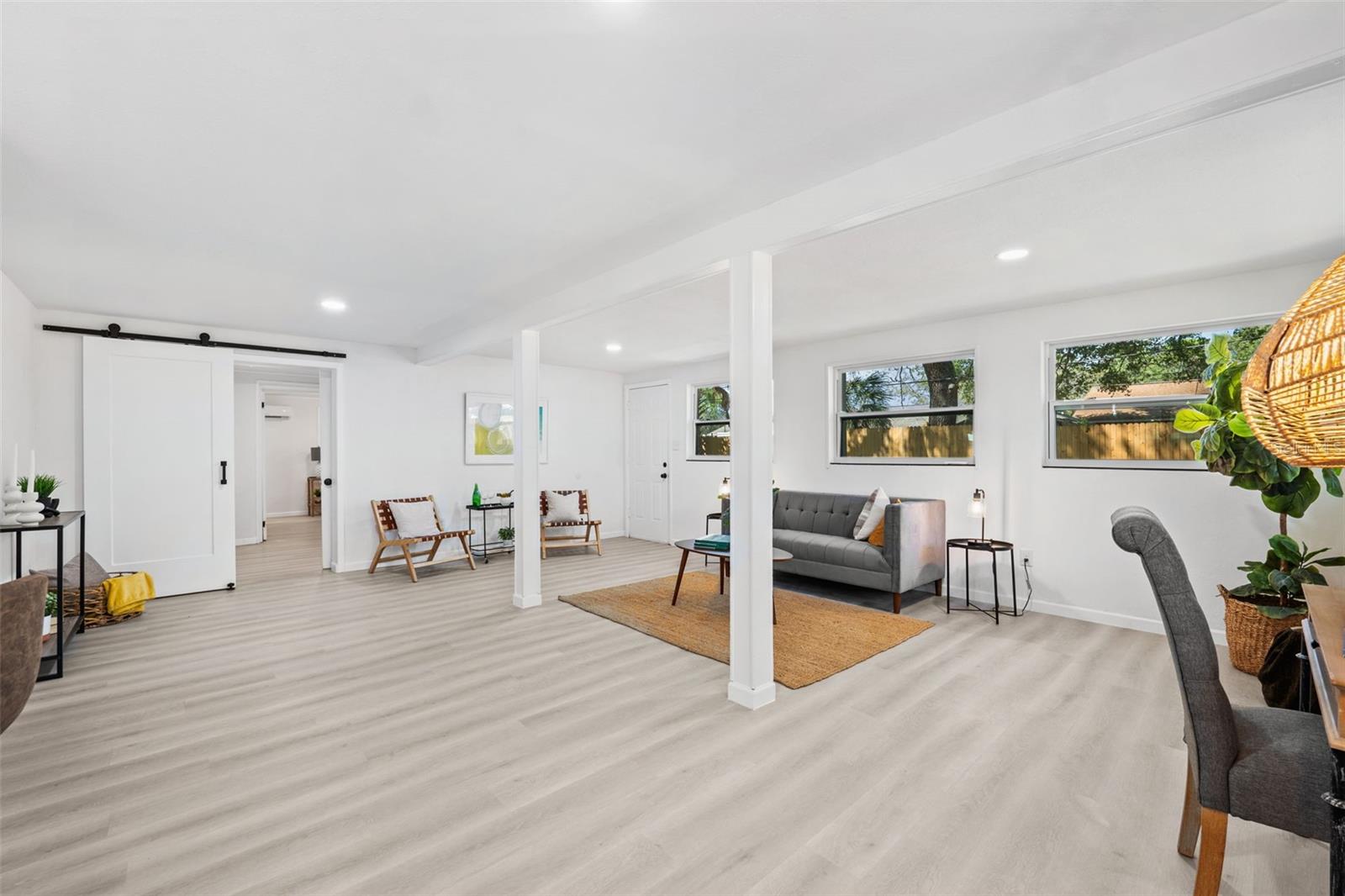 Image 21 of 42 For 1620 San Mateo Drive