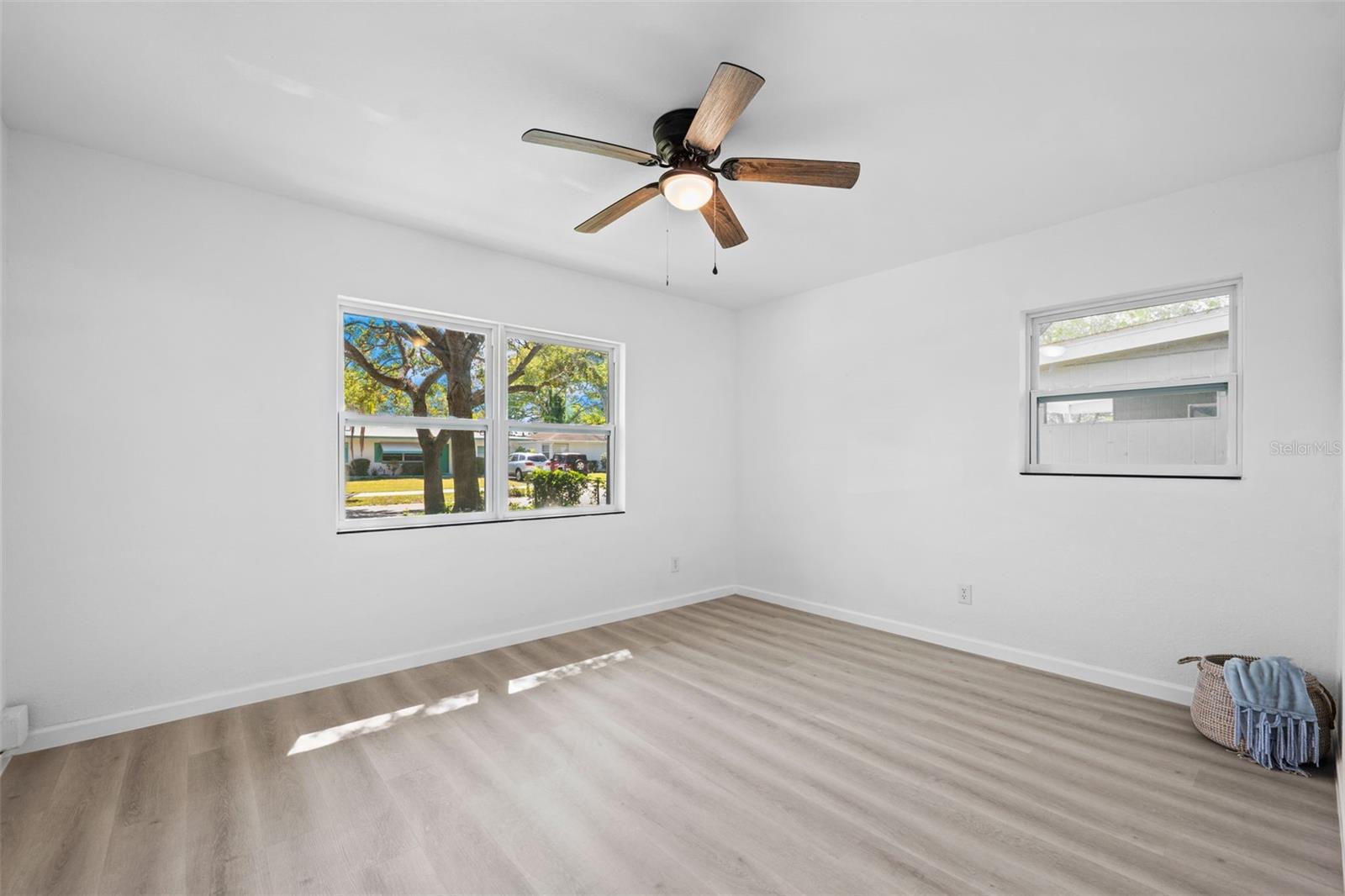 Image 31 of 42 For 1620 San Mateo Drive