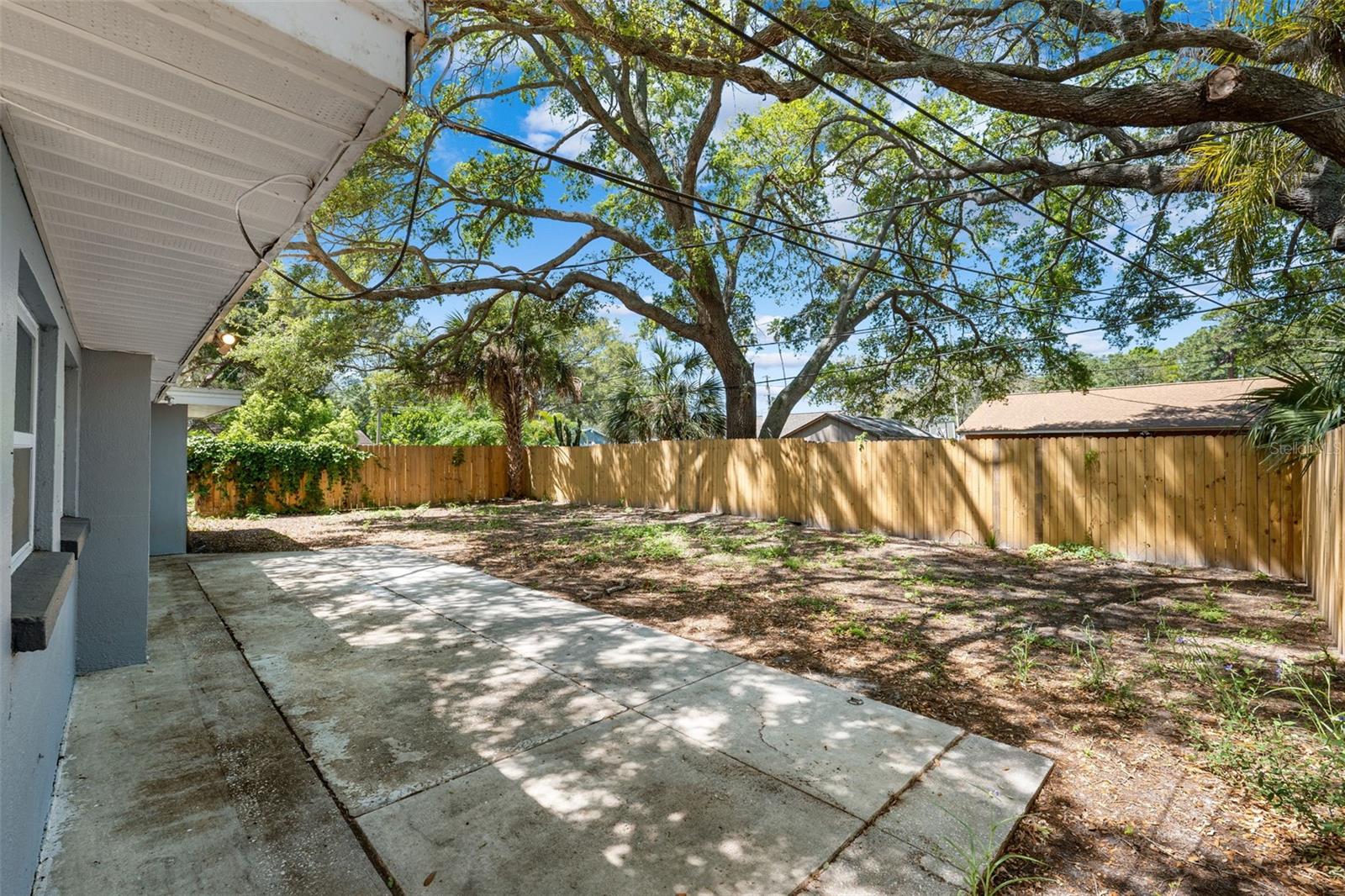 Image 37 of 42 For 1620 San Mateo Drive