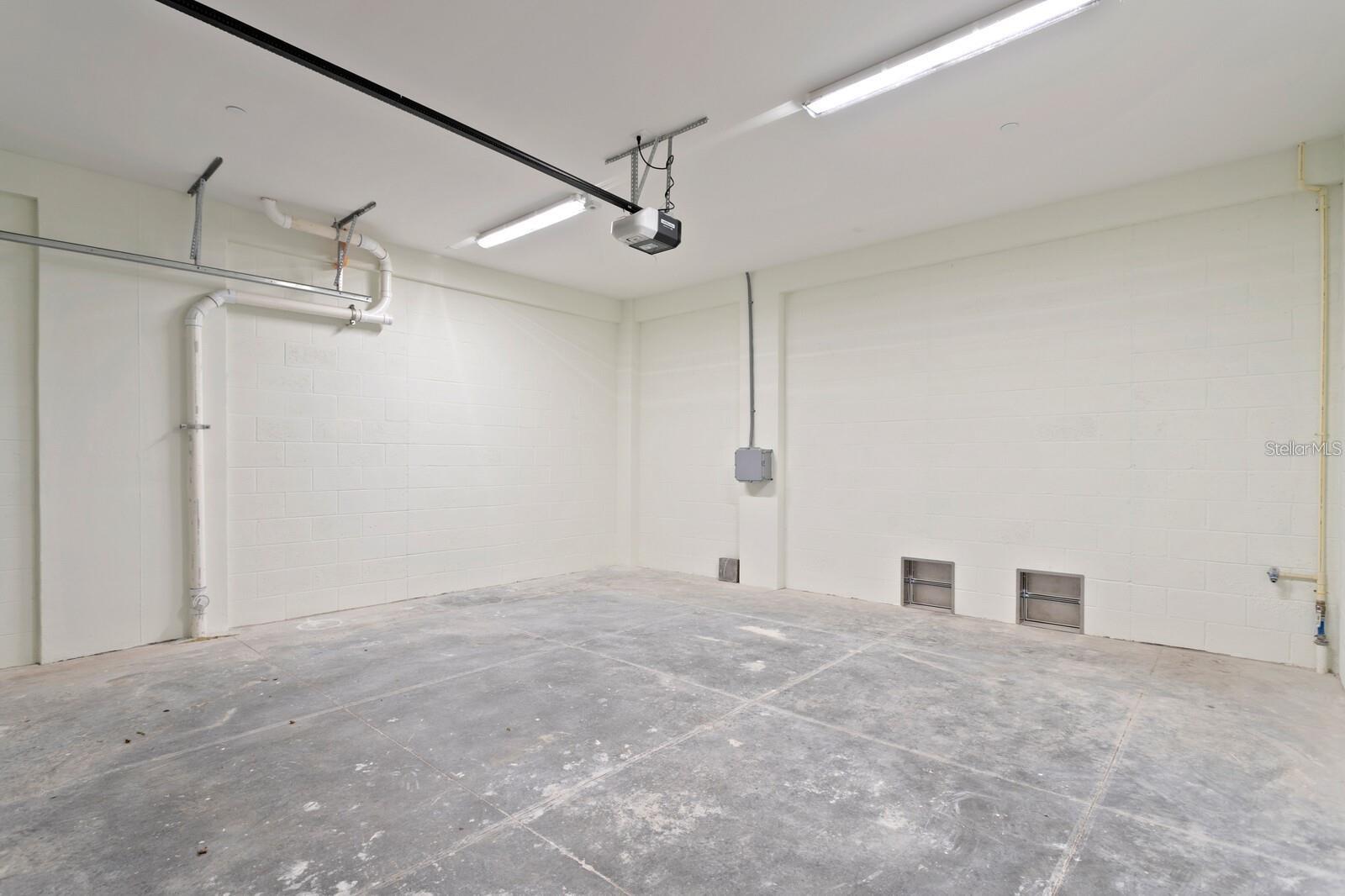 Image 51 of 54 For 864 N Osceola Ave