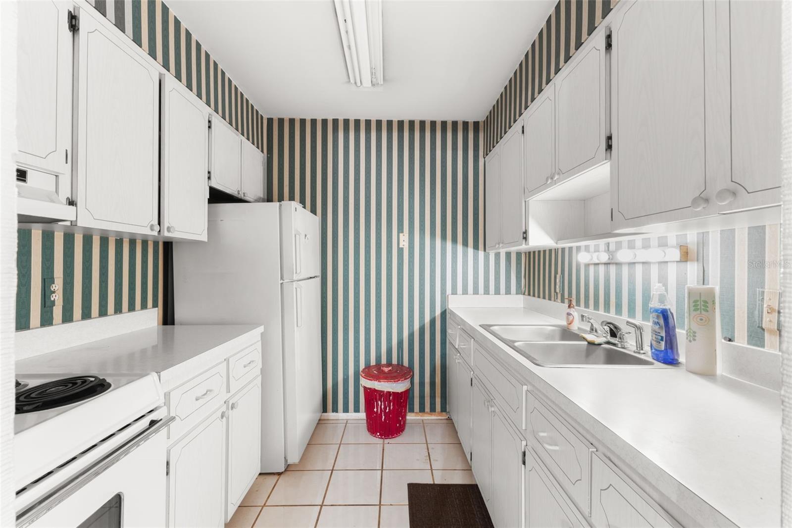 Image 10 of 25 For 350 79th Avenue N 332