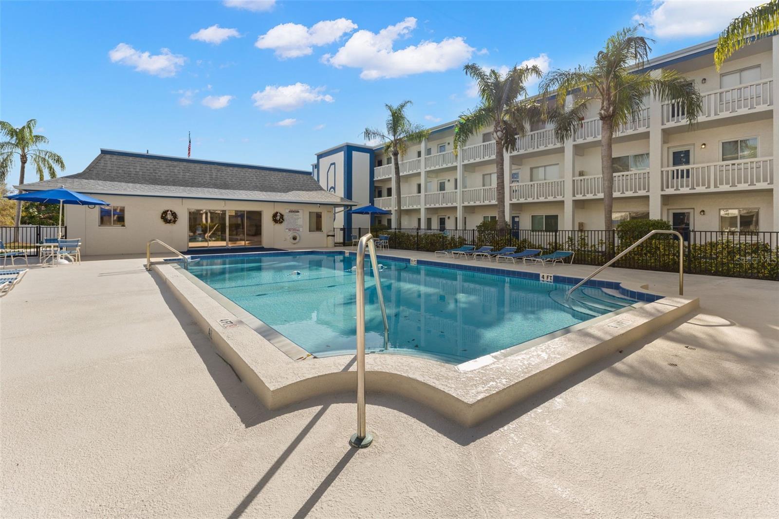 Image 21 of 25 For 350 79th Avenue N 332