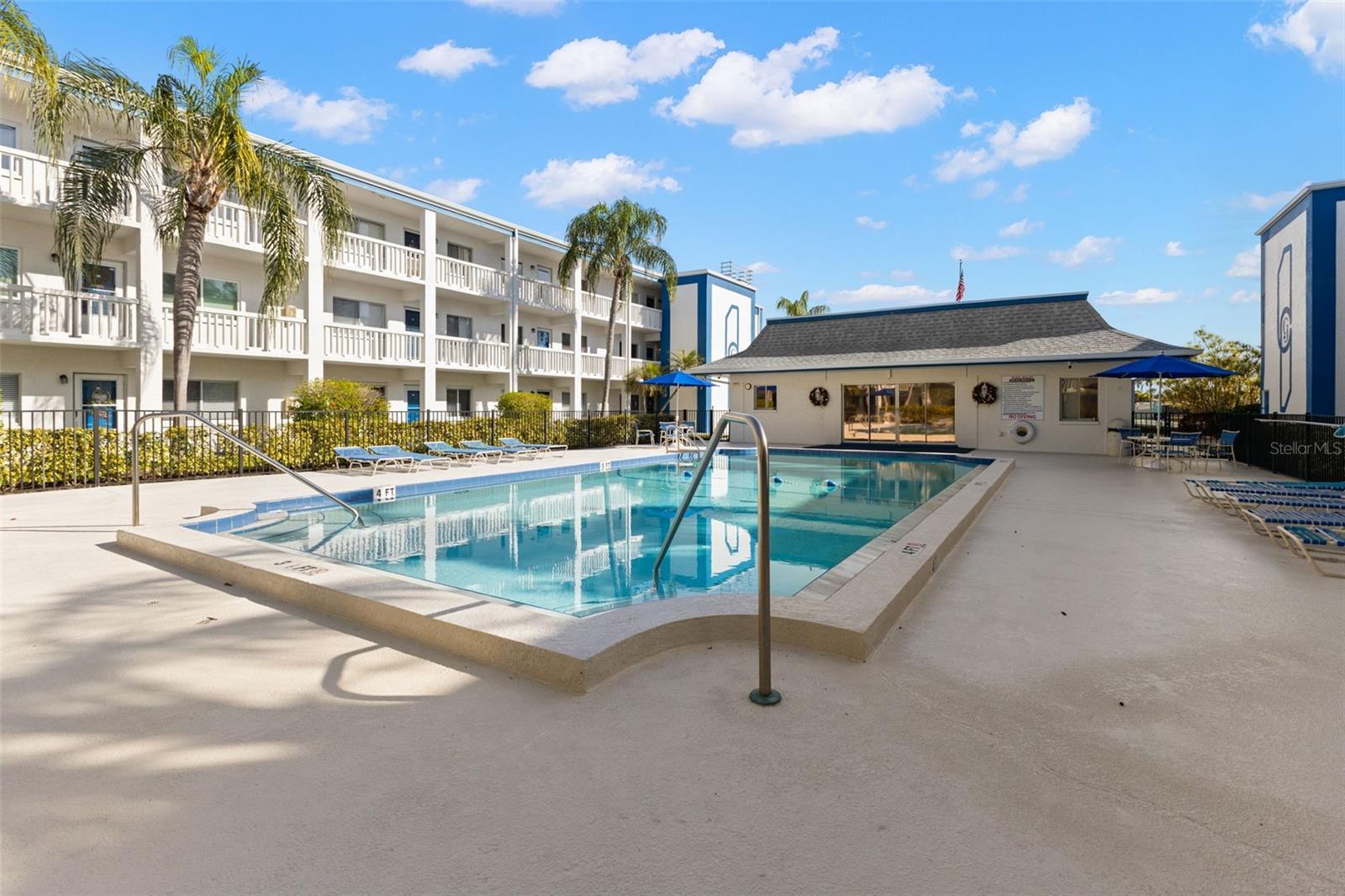 Image 22 of 25 For 350 79th Avenue N 332