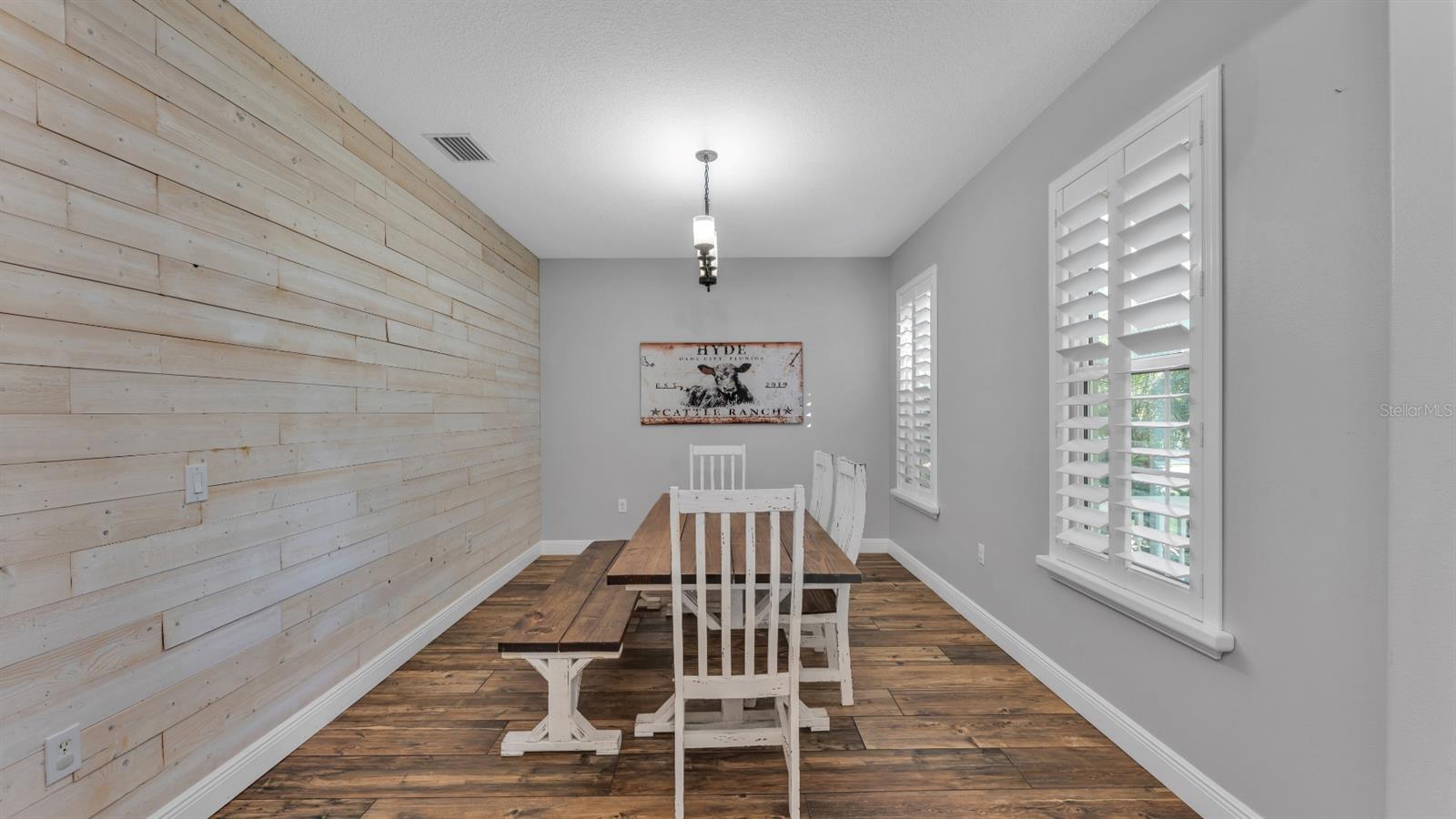 Image 19 of 58 For 12459 Fort King Road