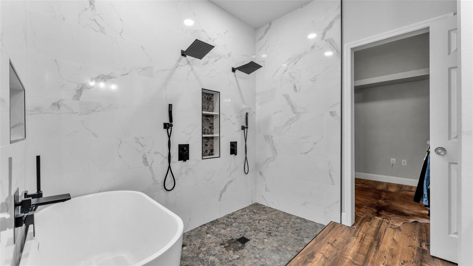 Image 25 of 58 For 12459 Fort King Road