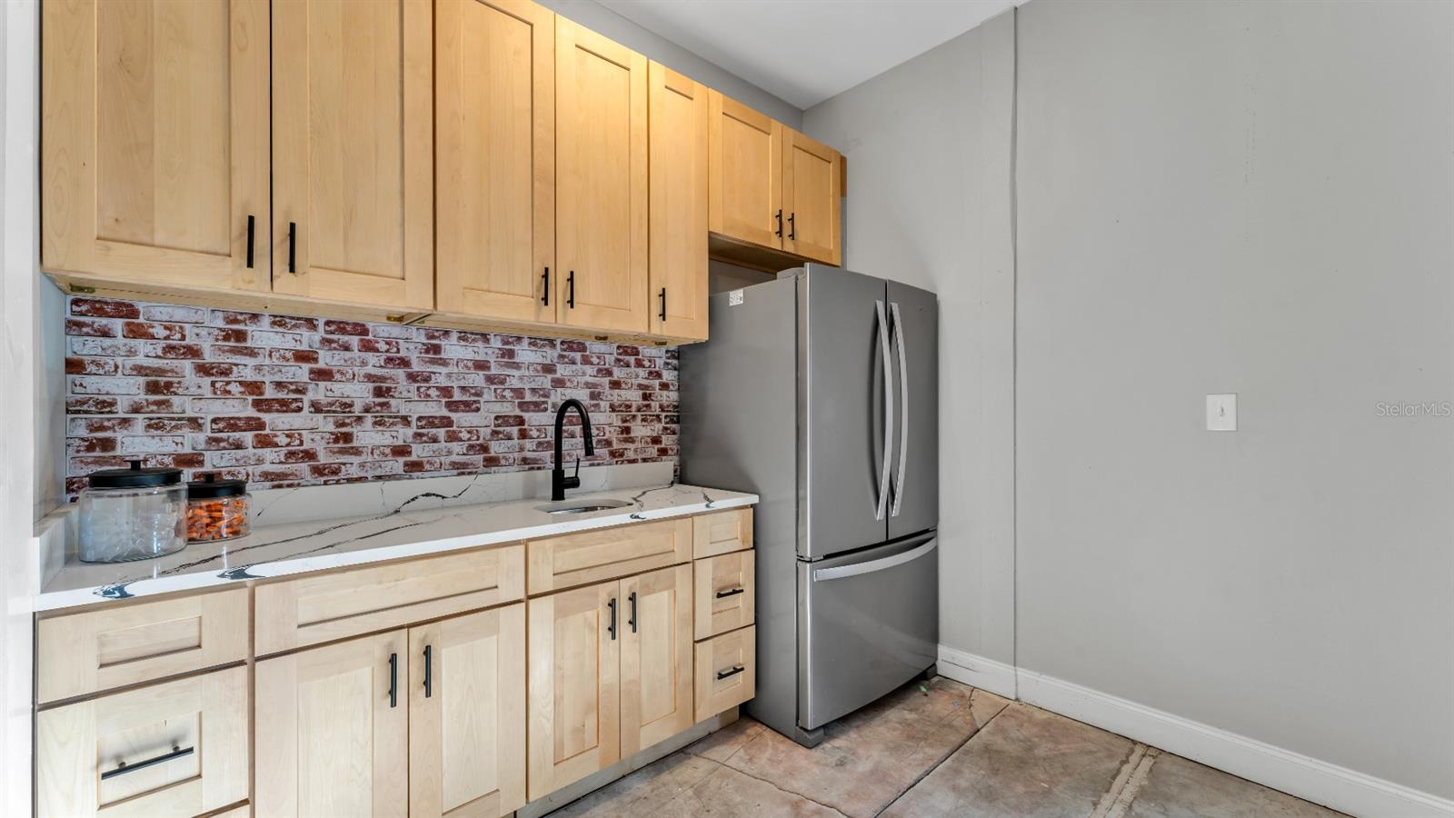 Image 47 of 58 For 12459 Fort King Road