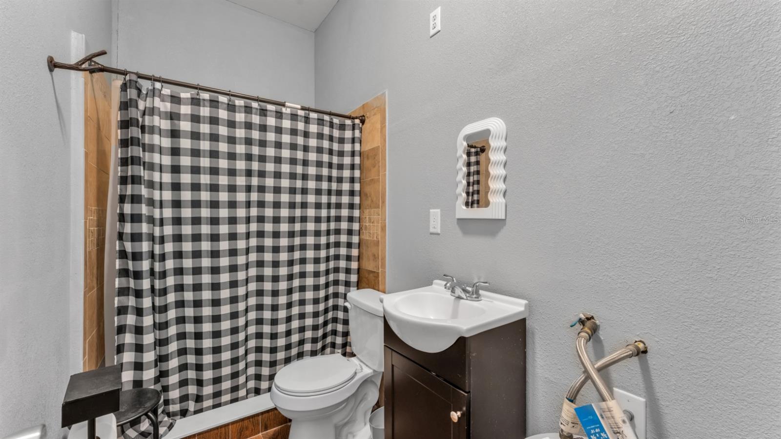 Image 50 of 58 For 12459 Fort King Road