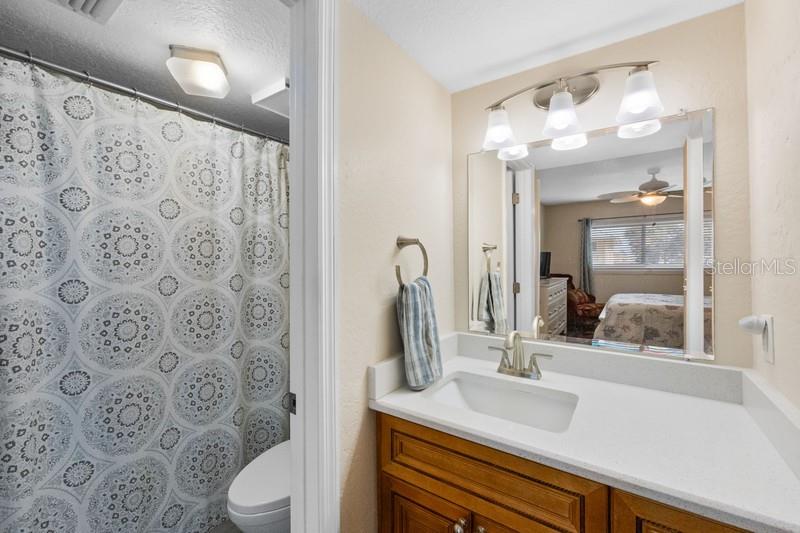 Image 16 of 37 For 1125 Pinellas Bayway S 106