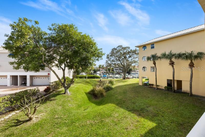 Image 23 of 37 For 1125 Pinellas Bayway S 106