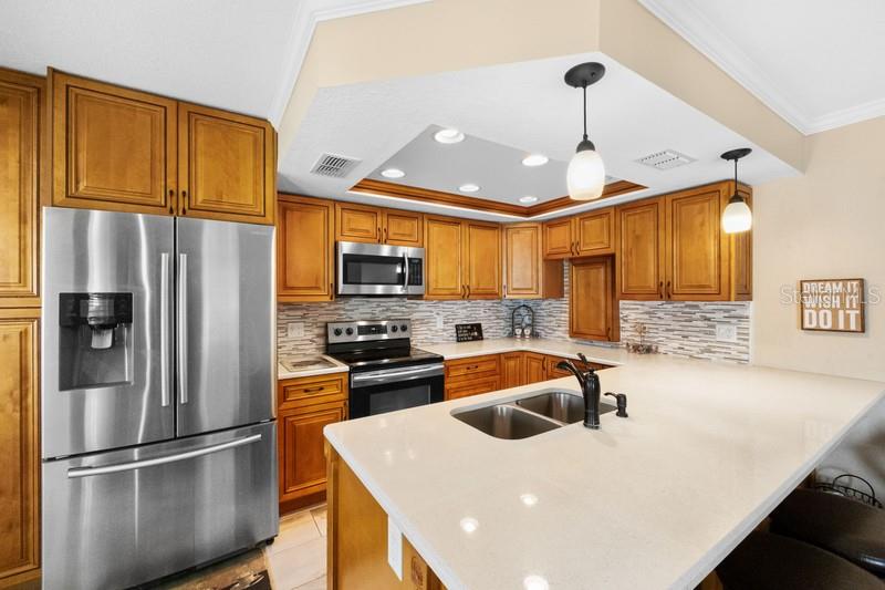 Image 4 of 37 For 1125 Pinellas Bayway S 106