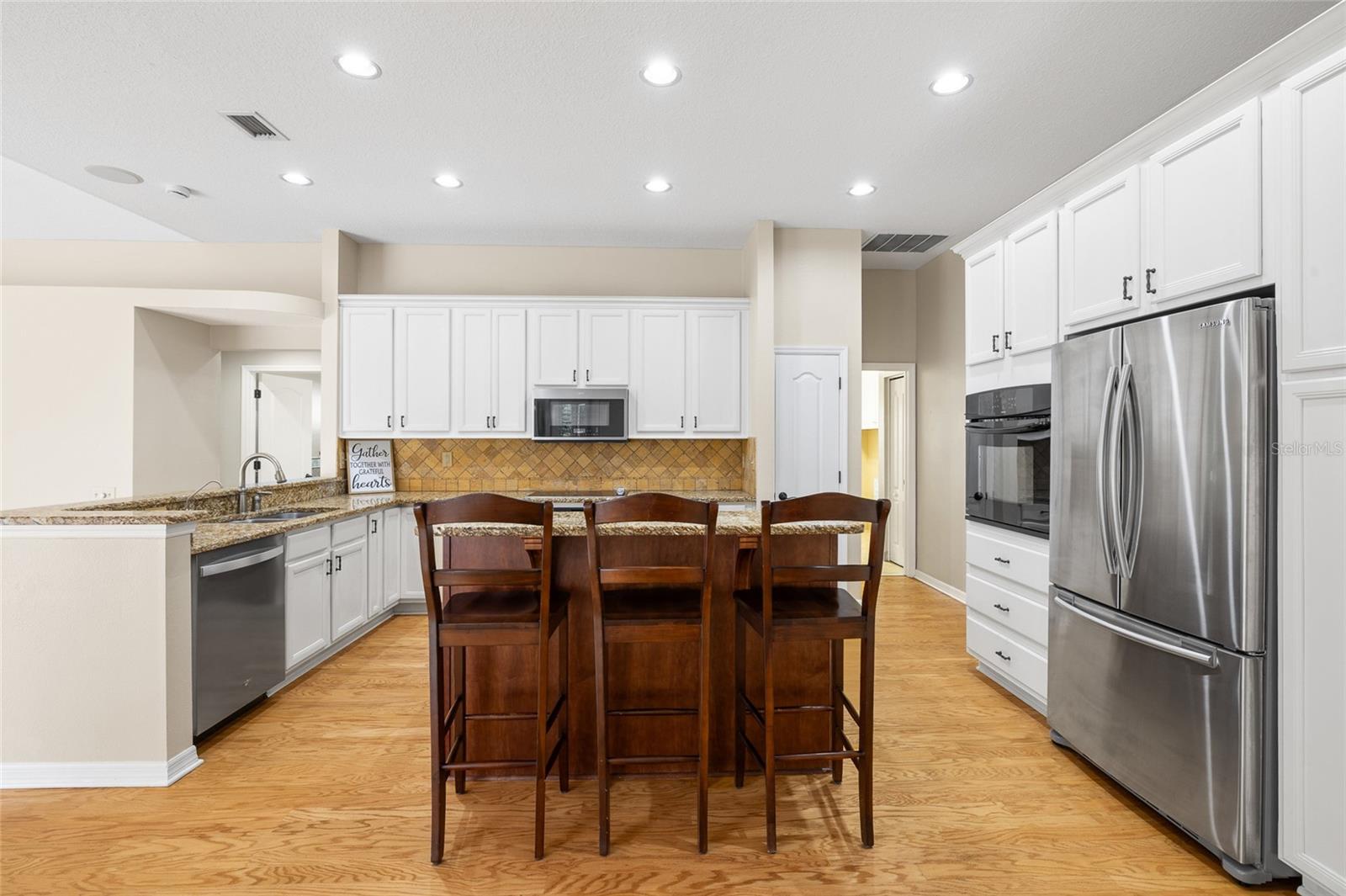 Image 22 of 67 For 12310 Seabrook Drive