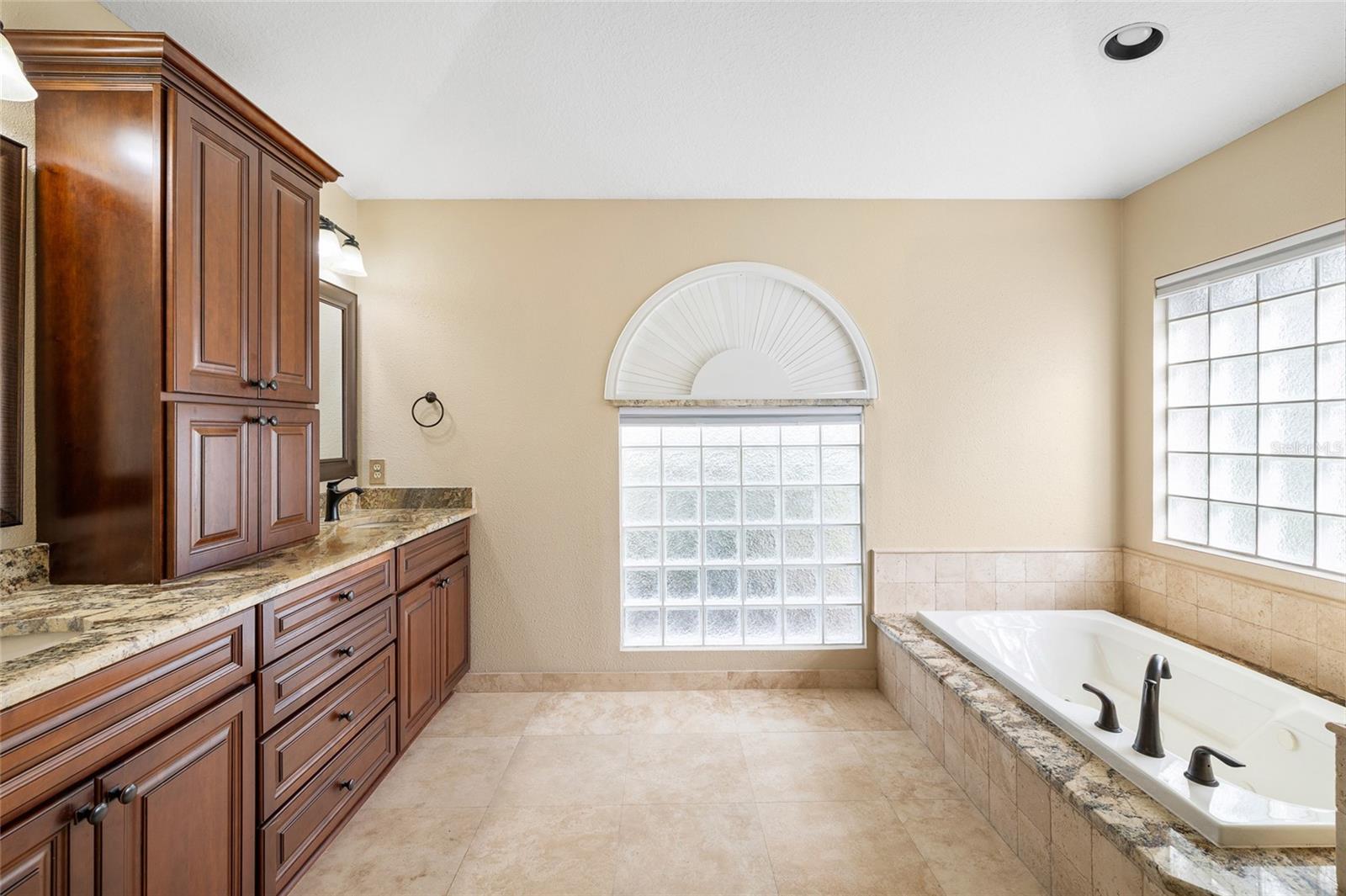 Image 50 of 67 For 12310 Seabrook Drive