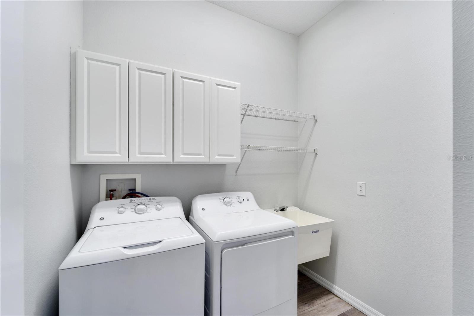 Image 37 of 97 For 5604 Skimmer Drive