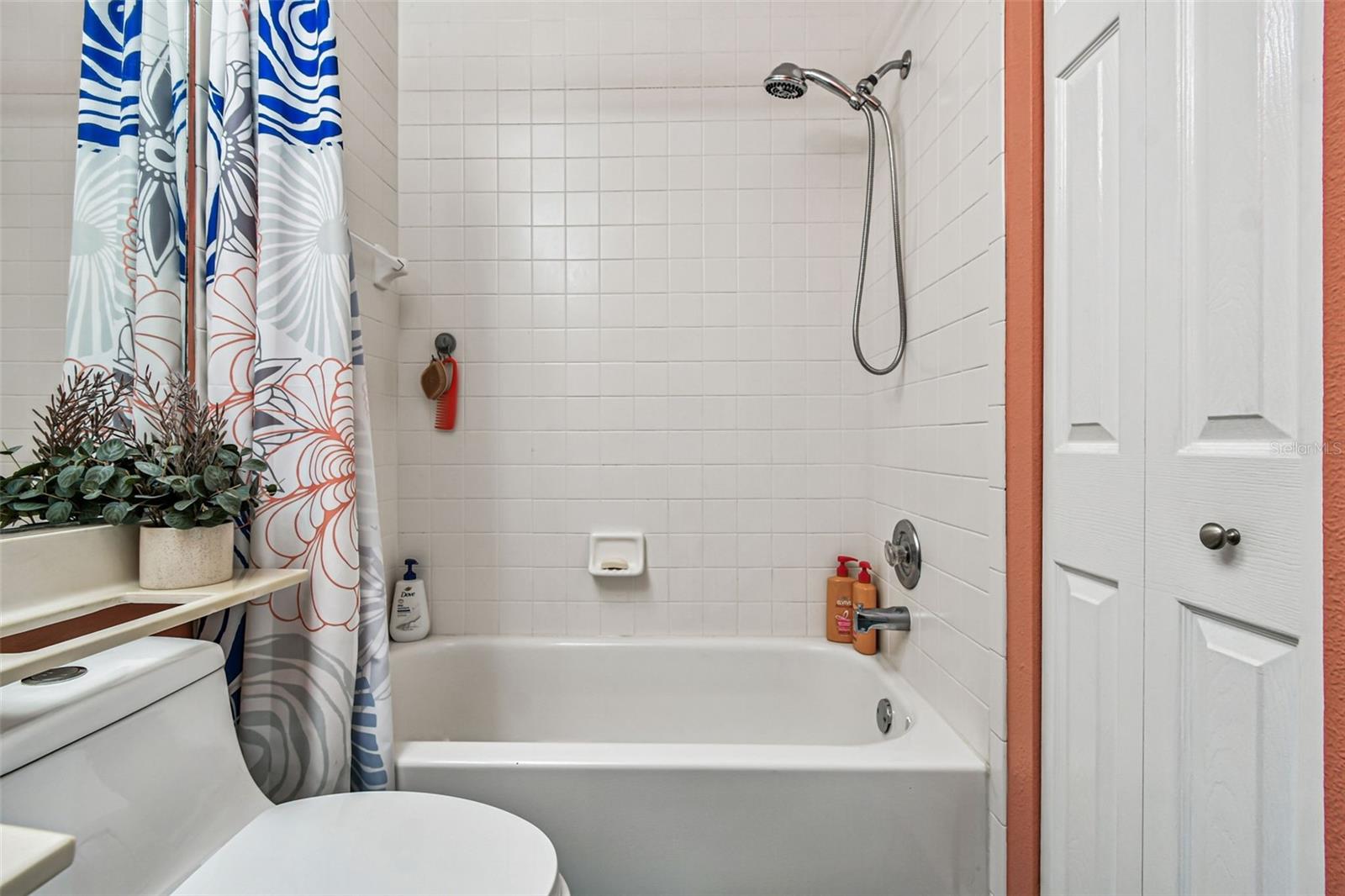 Image 31 of 55 For 4210 Caddie Drive E 202