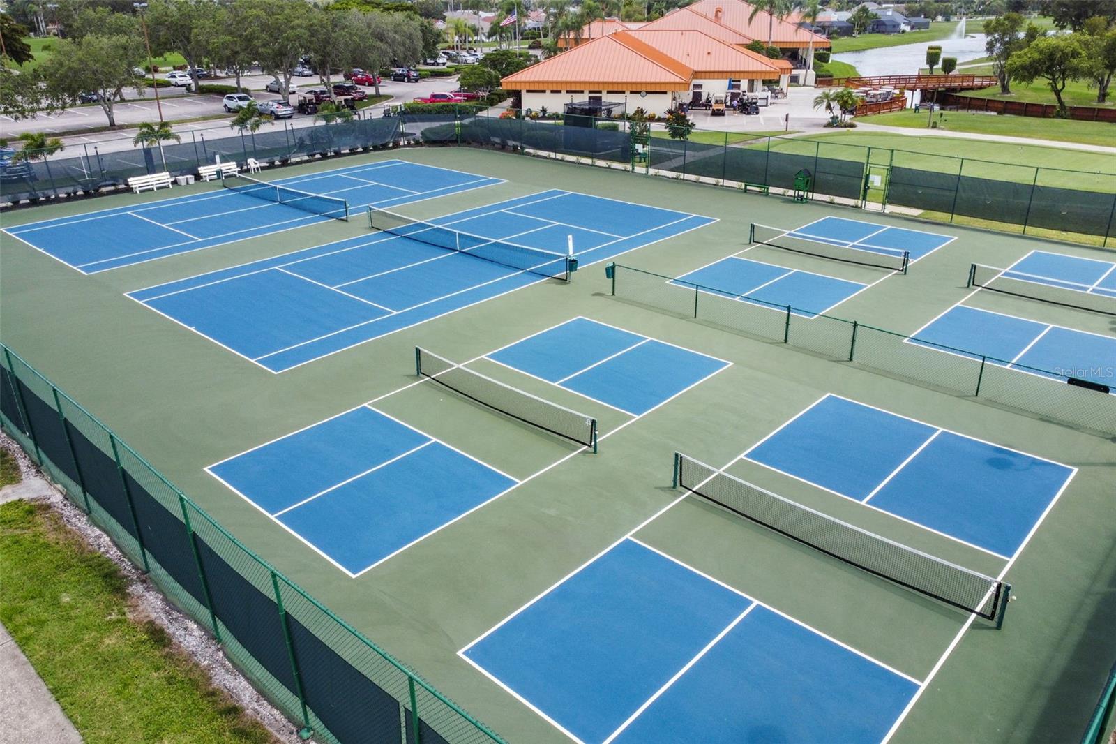 Image 52 of 55 For 4210 Caddie Drive E 202