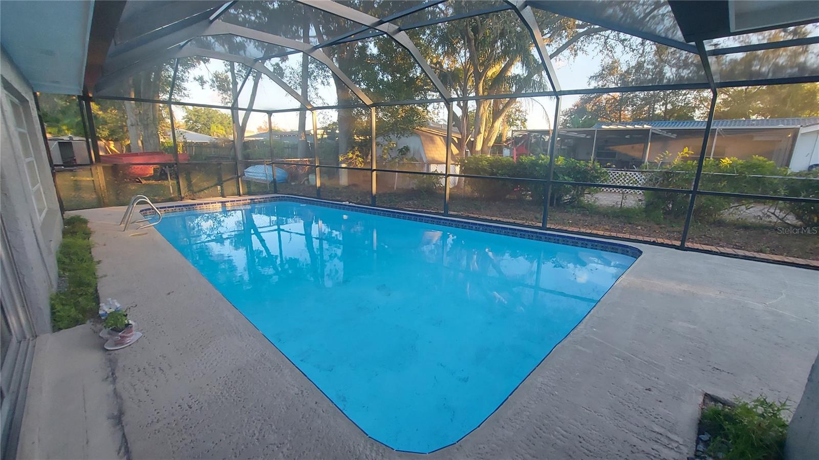 Image 19 of 20 For 1811 Forest Drive