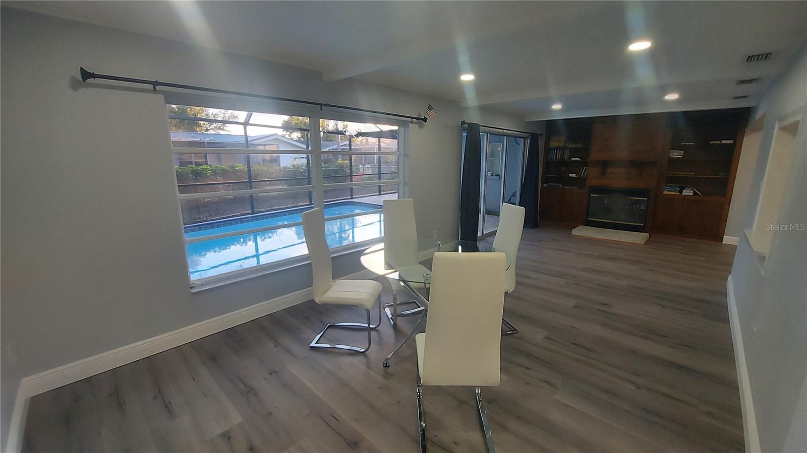 Image 9 of 20 For 1811 Forest Drive