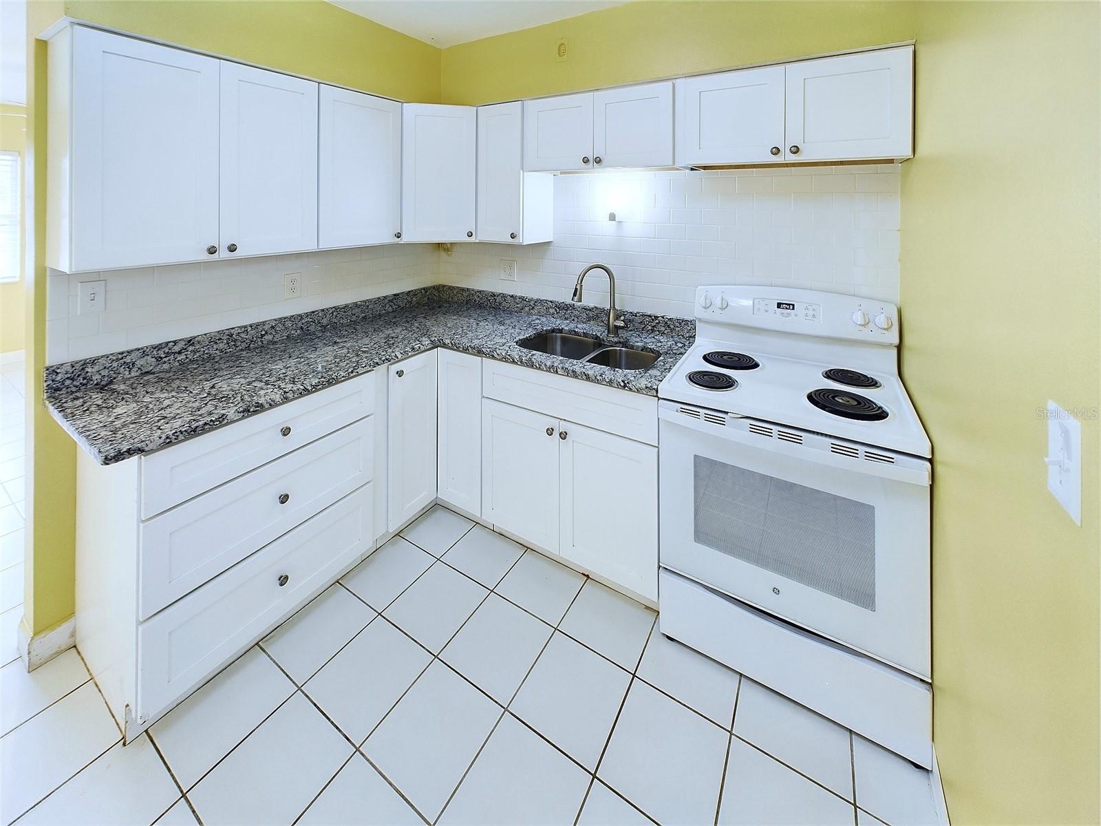 Image 6 of 19 For 7800 46th Way N