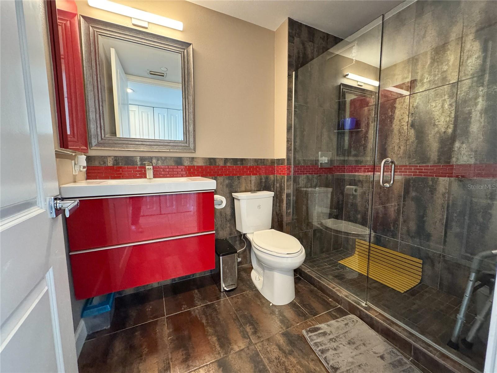 Image 19 of 37 For 1560 Gulf Boulevard 804