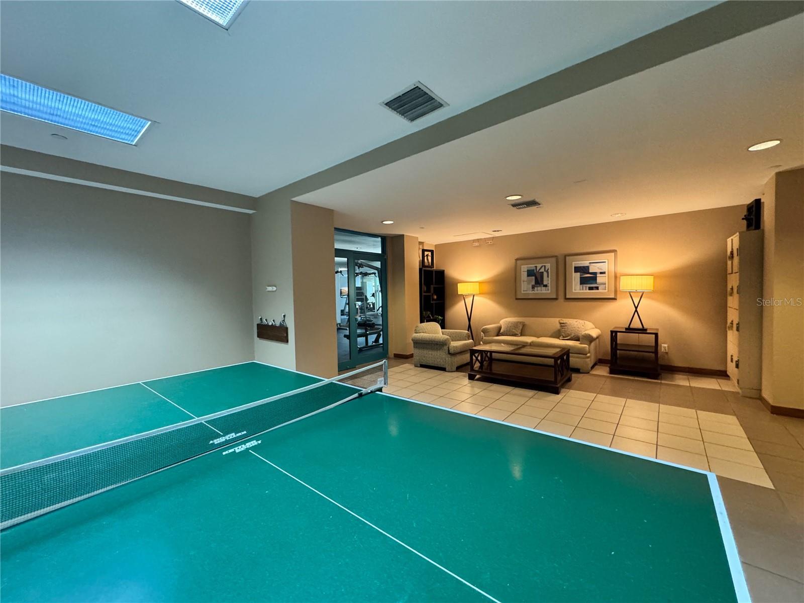 Image 32 of 37 For 1560 Gulf Boulevard 804