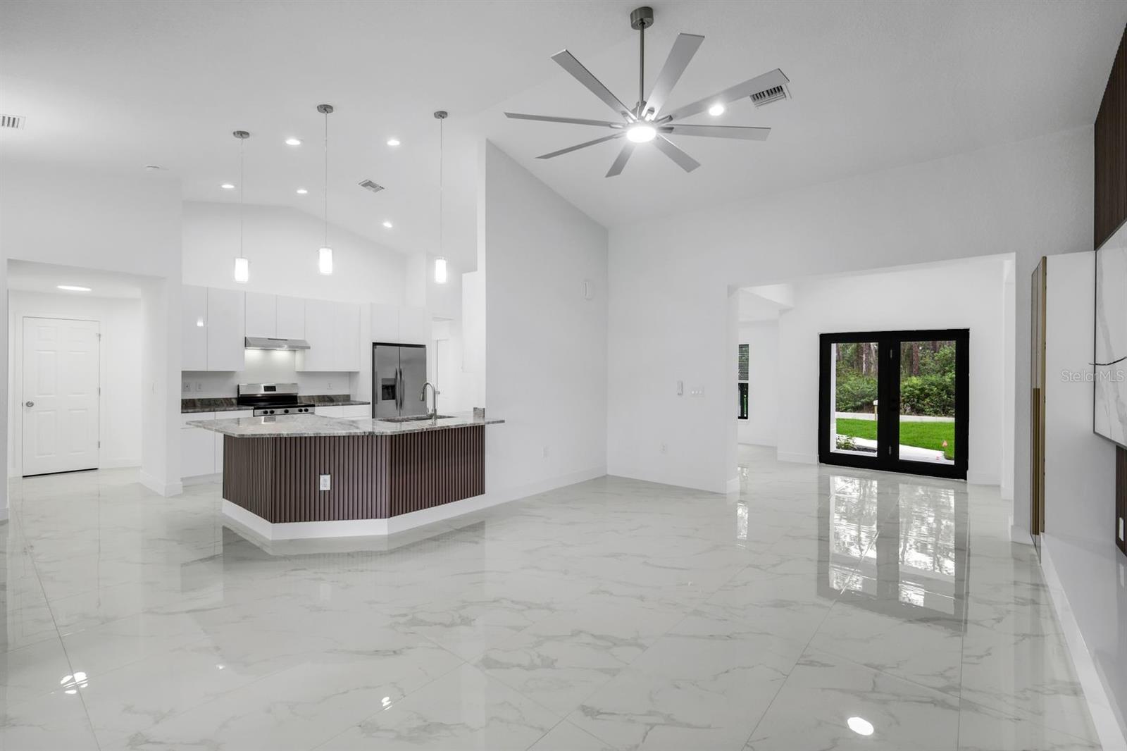 Image 7 of 35 For 1102 Edison Avenue