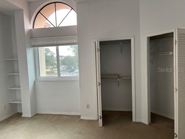 Image 19 of 31 For 3000 Red Oak Court 204