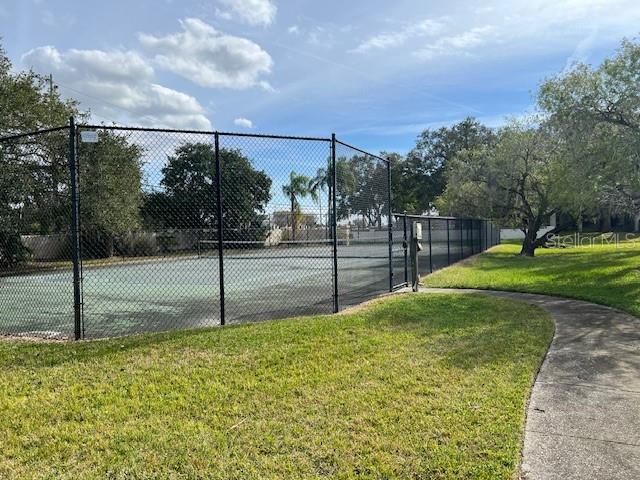 Image 31 of 31 For 3000 Red Oak Court 204