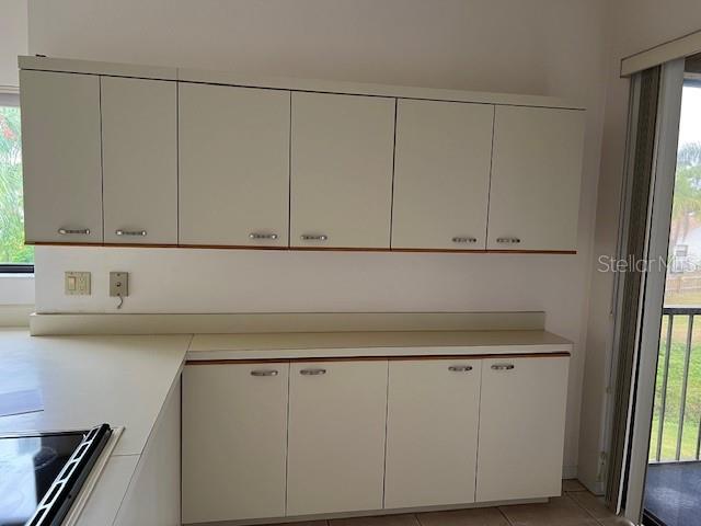 Image 9 of 31 For 3000 Red Oak Court 204