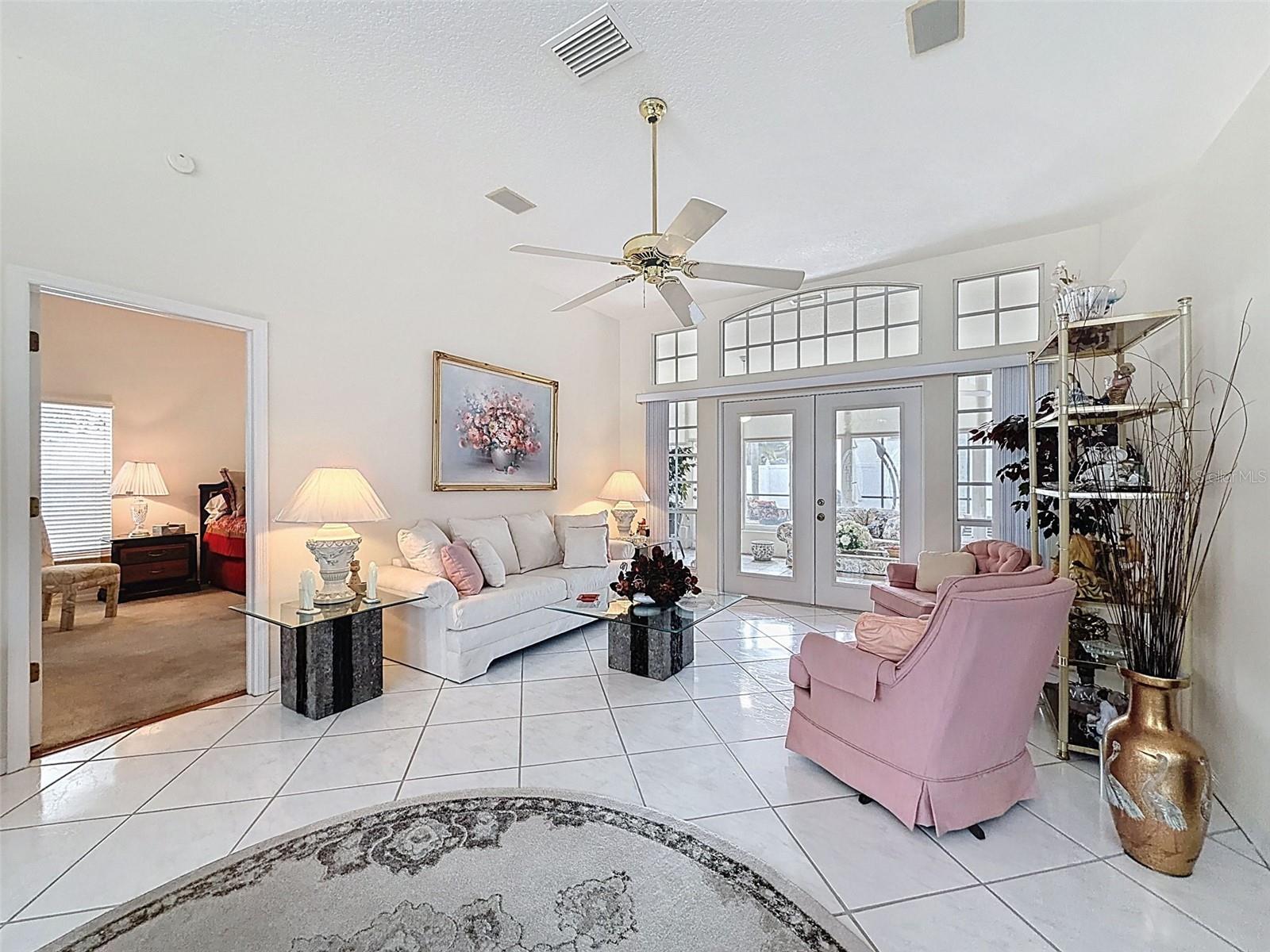 Listing photo id 25 for 8704 Cypress Lakes Boulevard