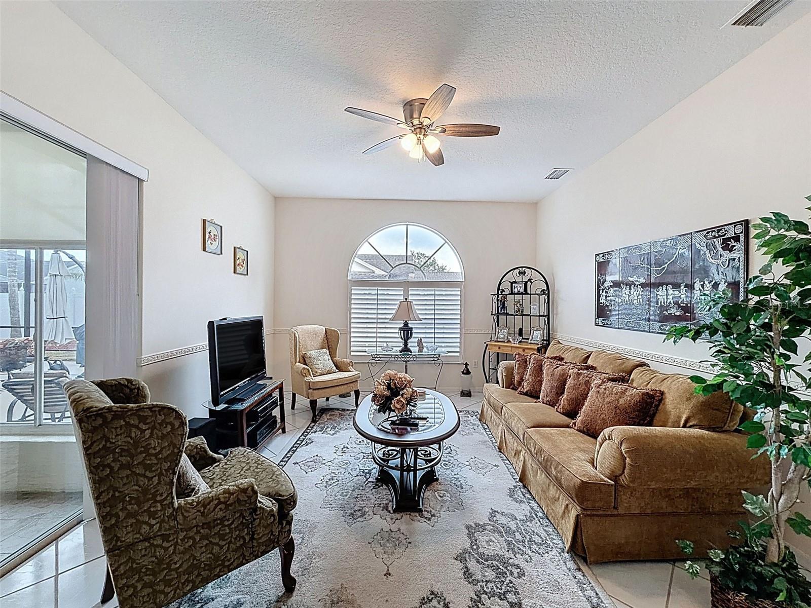 Listing photo id 31 for 8704 Cypress Lakes Boulevard