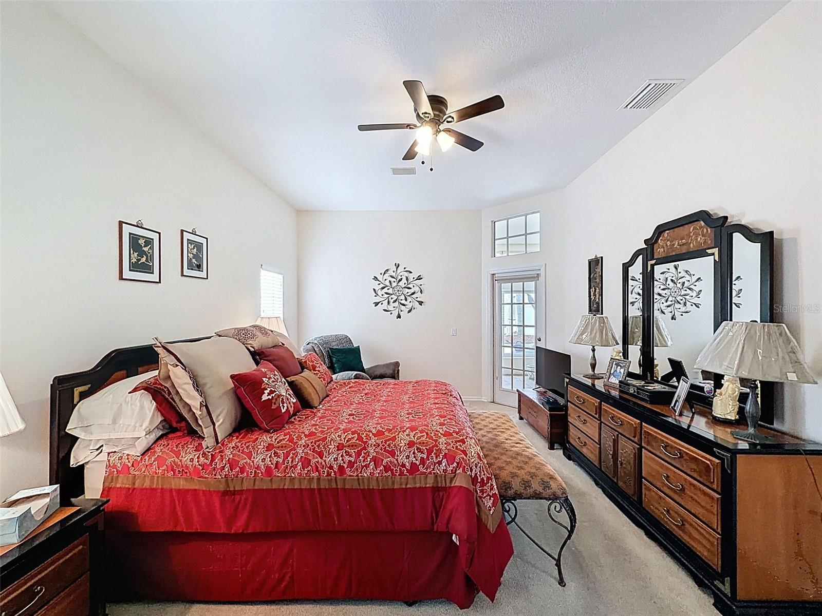 Listing photo id 34 for 8704 Cypress Lakes Boulevard