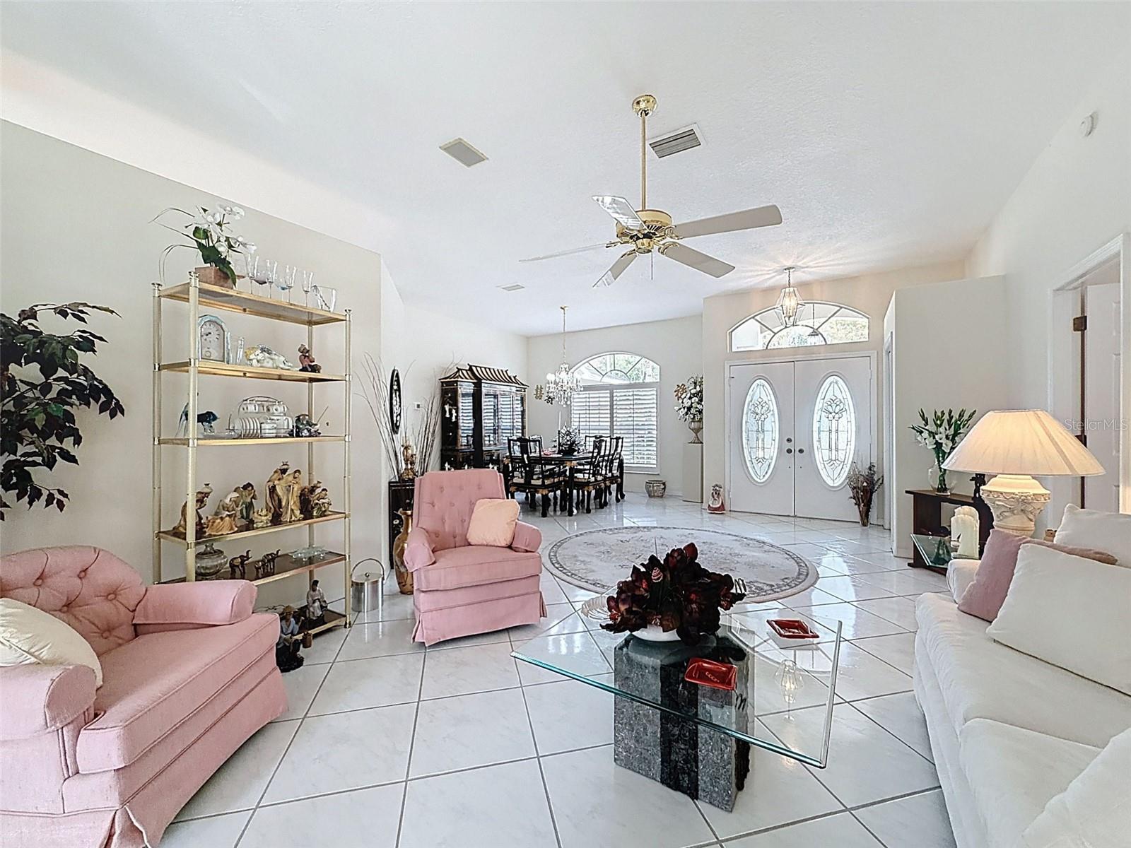 Listing photo id 4 for 8704 Cypress Lakes Boulevard