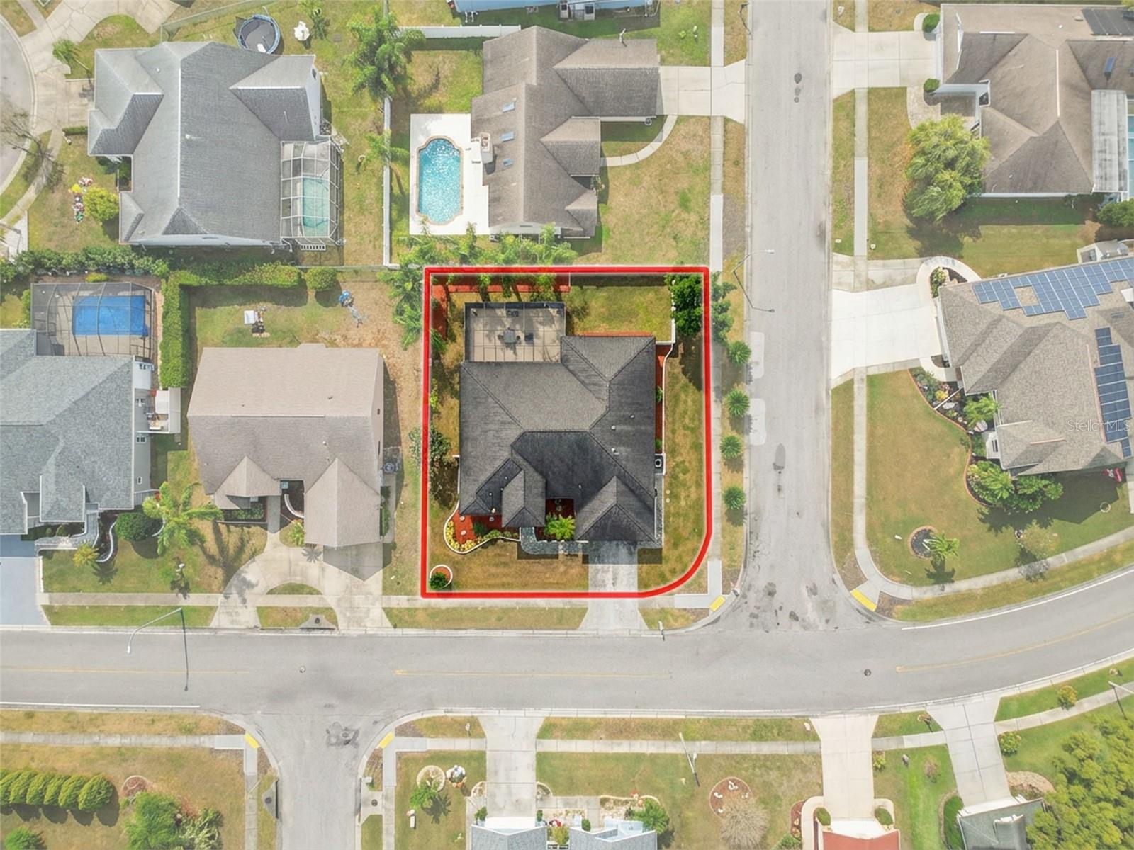 Listing photo id 60 for 8704 Cypress Lakes Boulevard