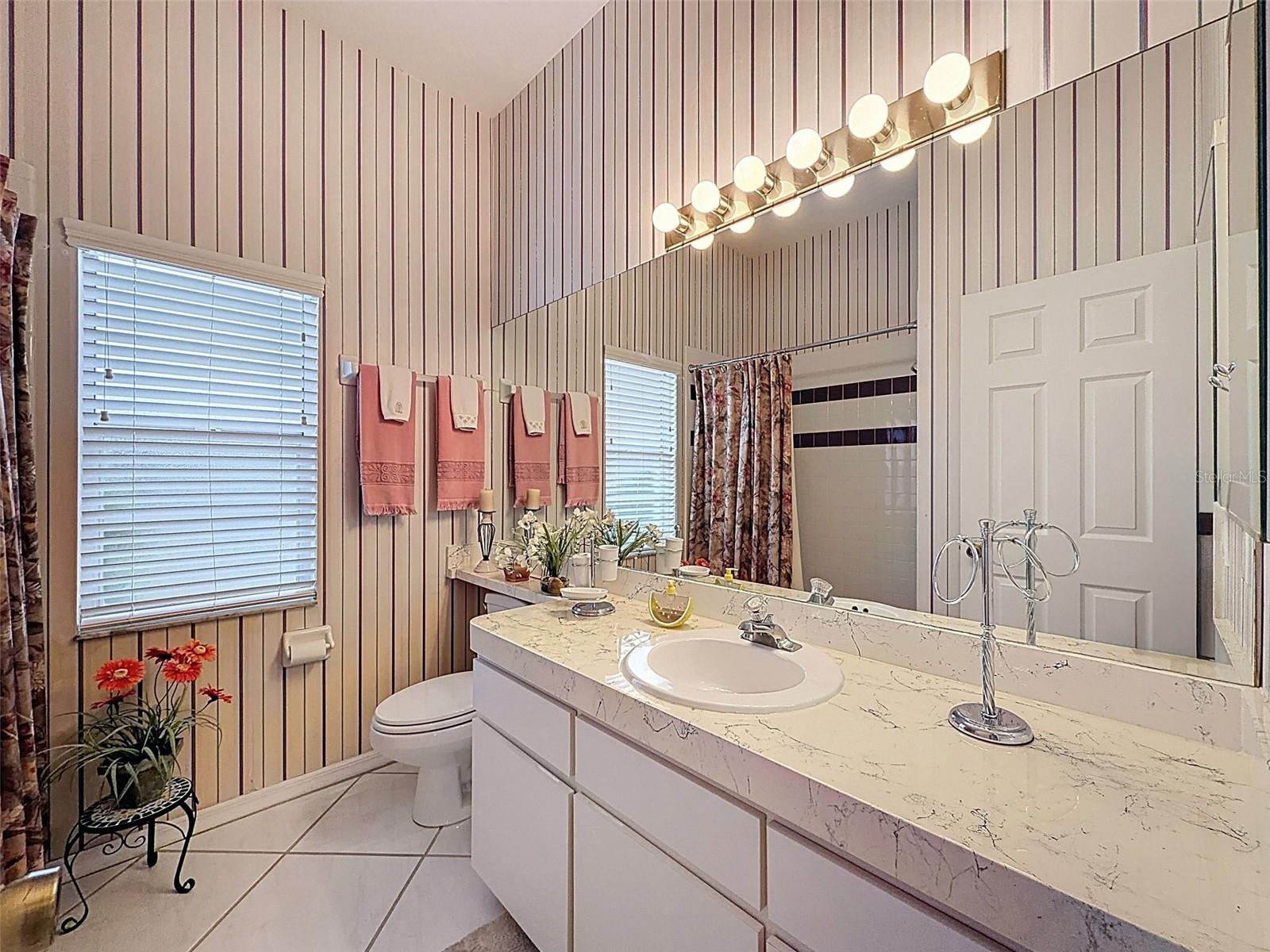 Listing photo id 66 for 8704 Cypress Lakes Boulevard