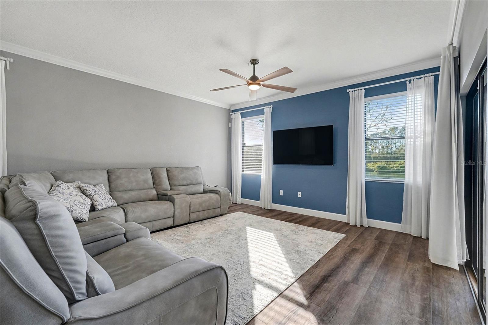 Image 11 of 33 For 1217 Ballard Green Place