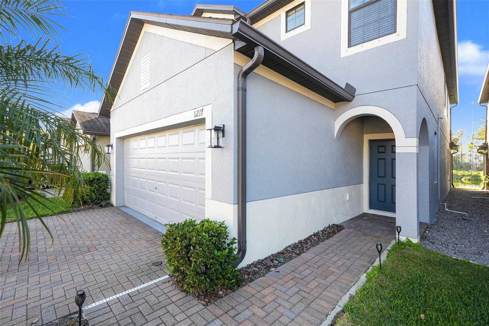 Image 5 of 33 For 1217 Ballard Green Place