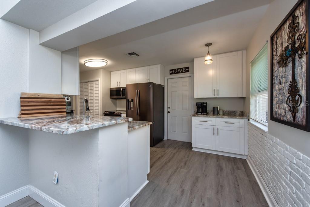 Image 15 of 52 For 515 Dora Drive