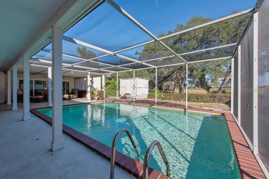 Image 39 of 52 For 515 Dora Drive