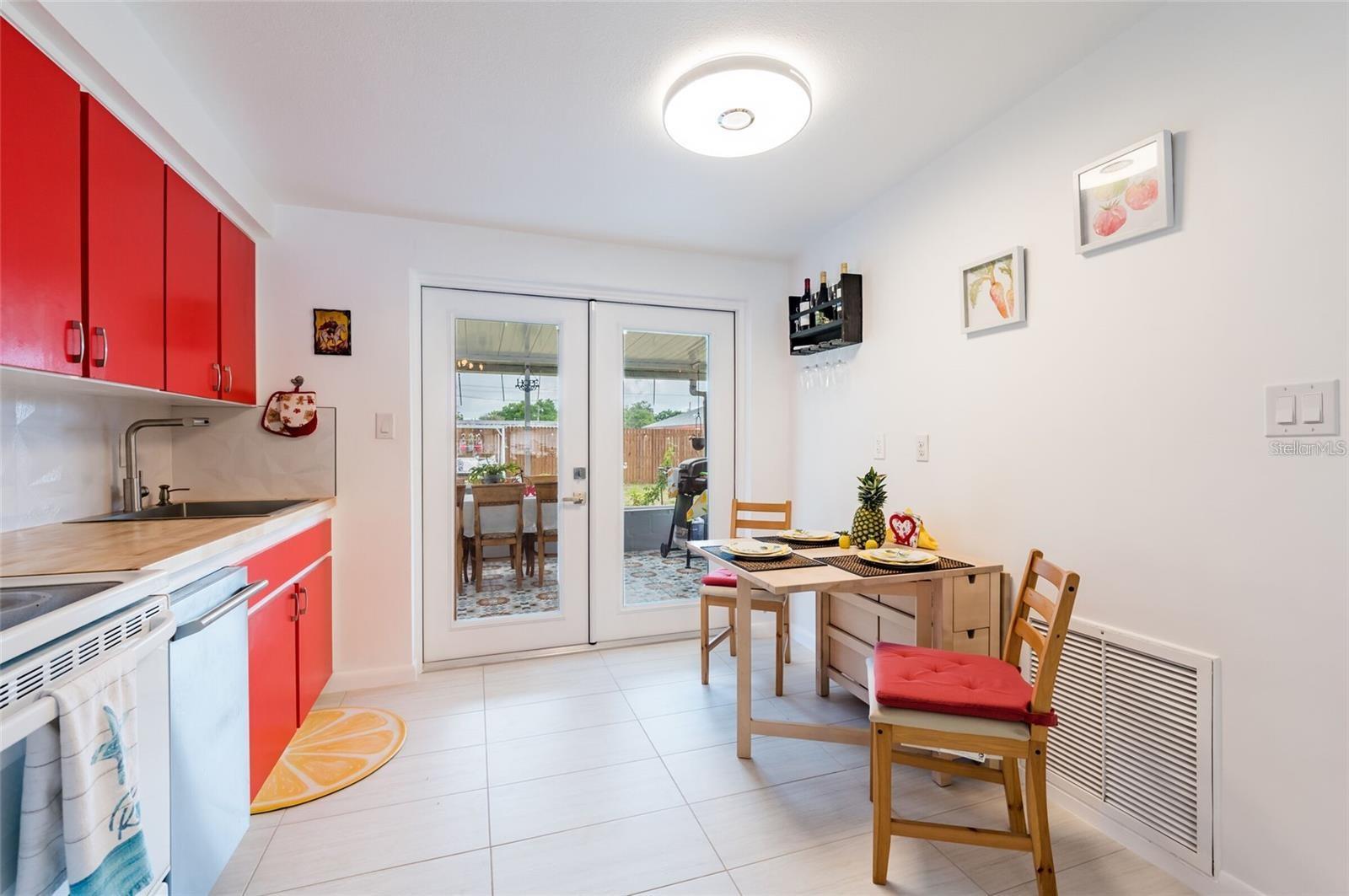 Image 18 of 29 For 11104 Taft Drive