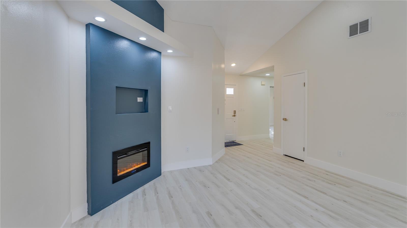 Image 4 of 34 For 2074 Shadow Pine Drive