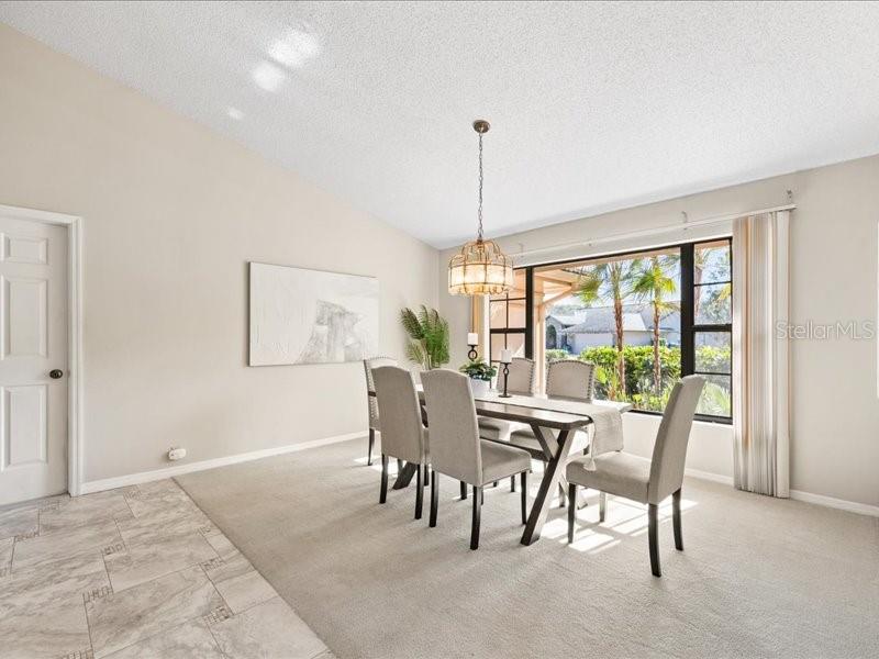 Image 11 of 51 For 607 Waterford Circle E