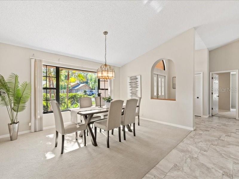 Image 12 of 51 For 607 Waterford Circle E