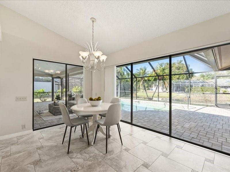 Image 23 of 51 For 607 Waterford Circle E